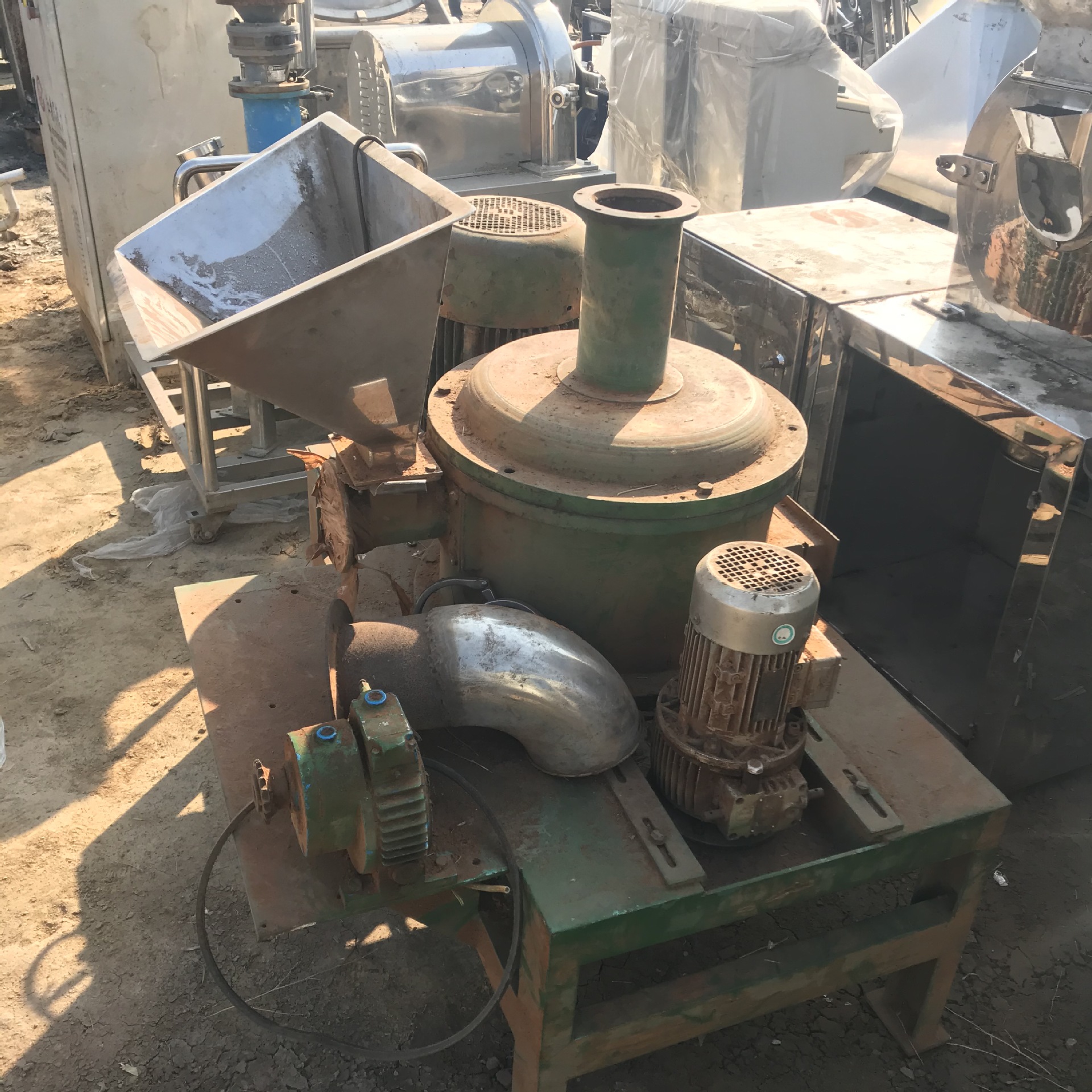 Processing Used Wfj-20 Type Ultra-Micro Grinder, Used 40B Grinder, 30B Grinder