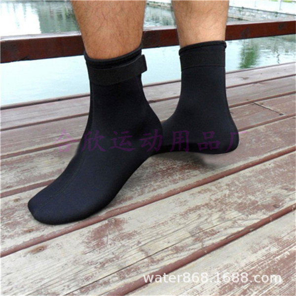 Warm swimming socks thickened diving socks snorkeling socks children's non-slip anti-injury diving socks J-319