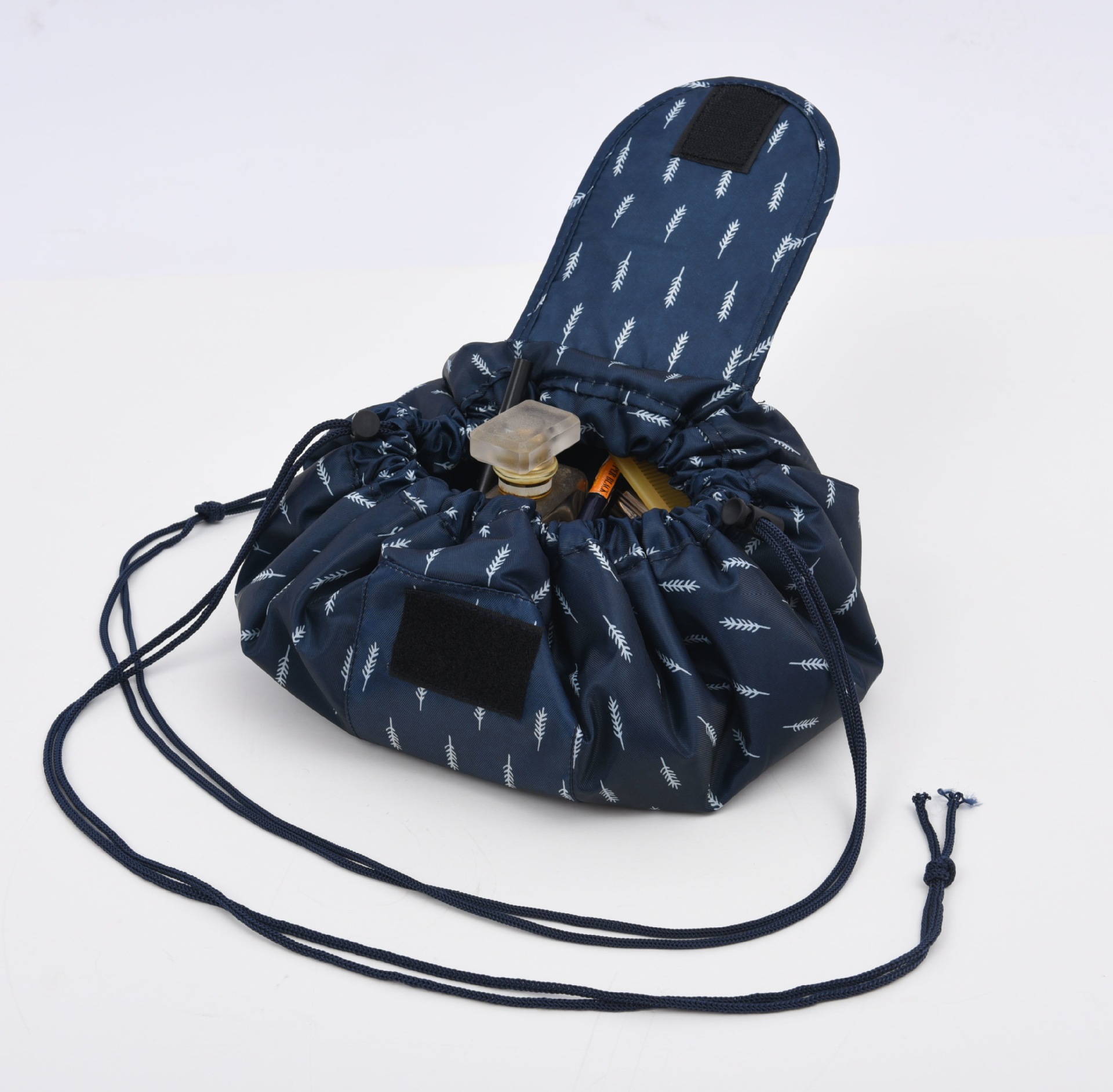 New Explosions New Color Lazy Makeup Bag Large Capacity Portable Drawstring Bag Lazy Bag Simple Makeup Bag Storage Bag