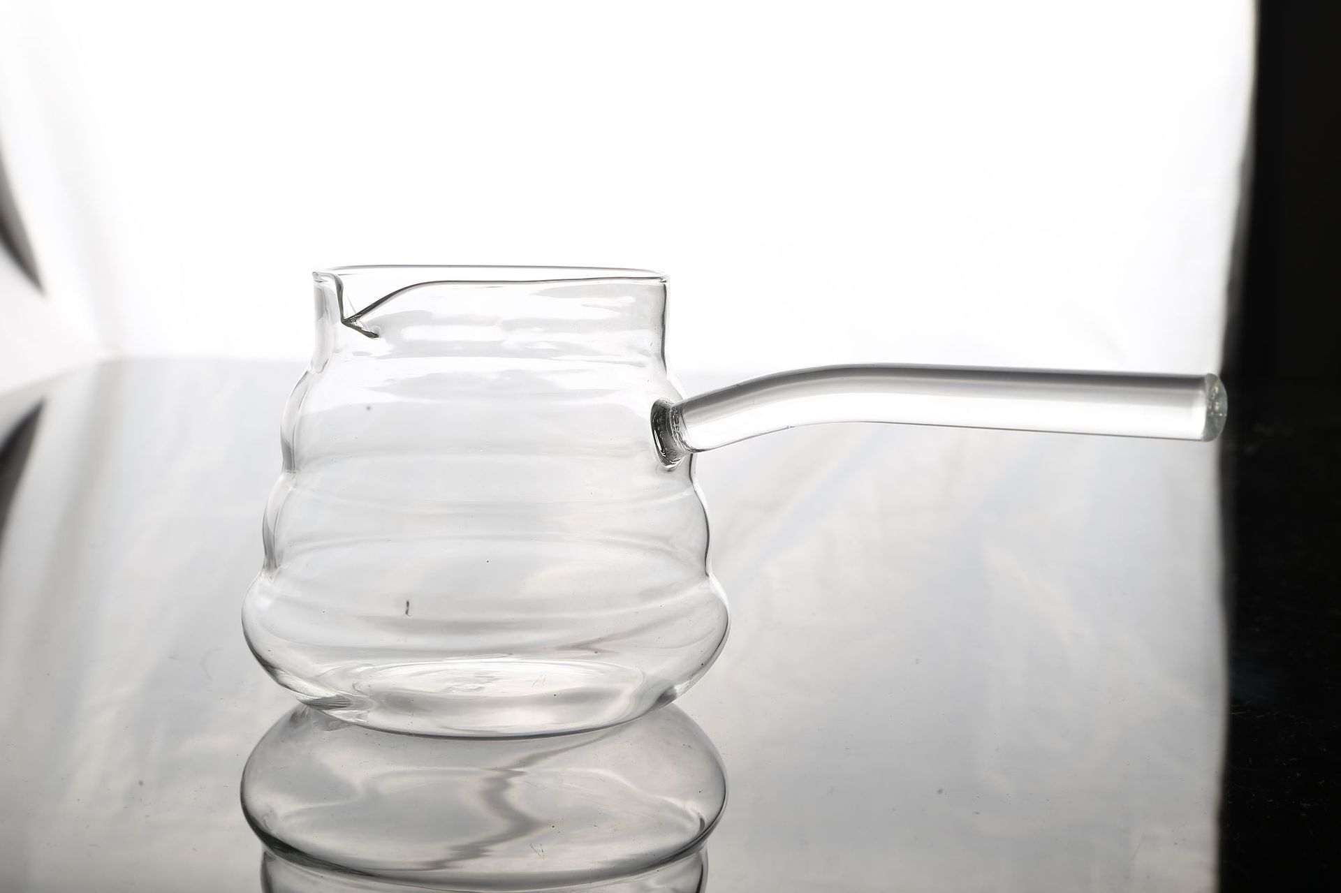 Factory wholesale insulated High Borosilicate transparent glass tea set side glass fair cup glass coffee pot