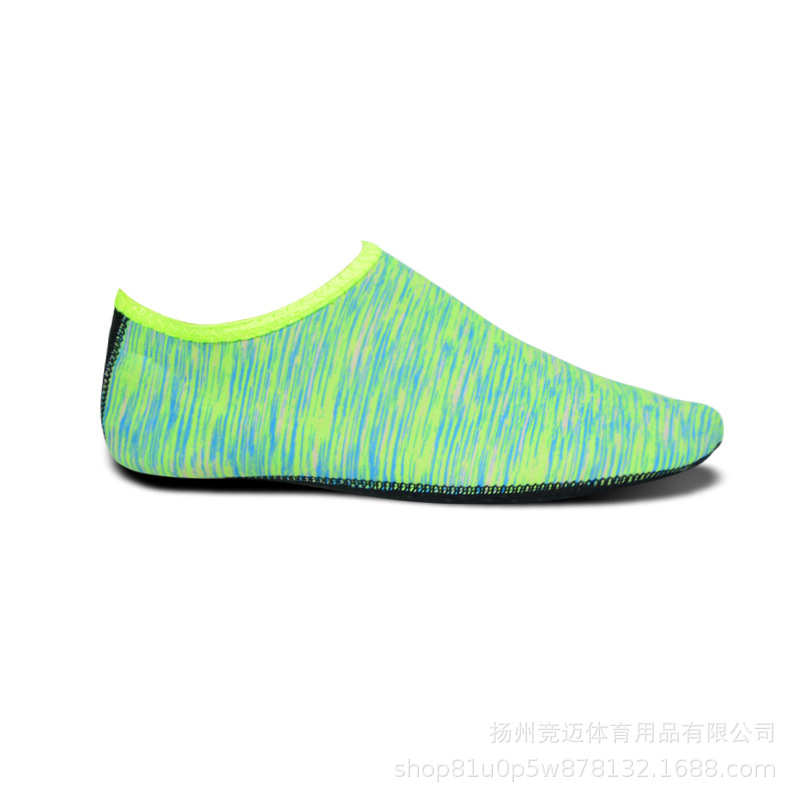 Factory Direct swimming beach socks camouflage line beach socks non-slip breathable snorkeling shoe cover diving Socks Socks