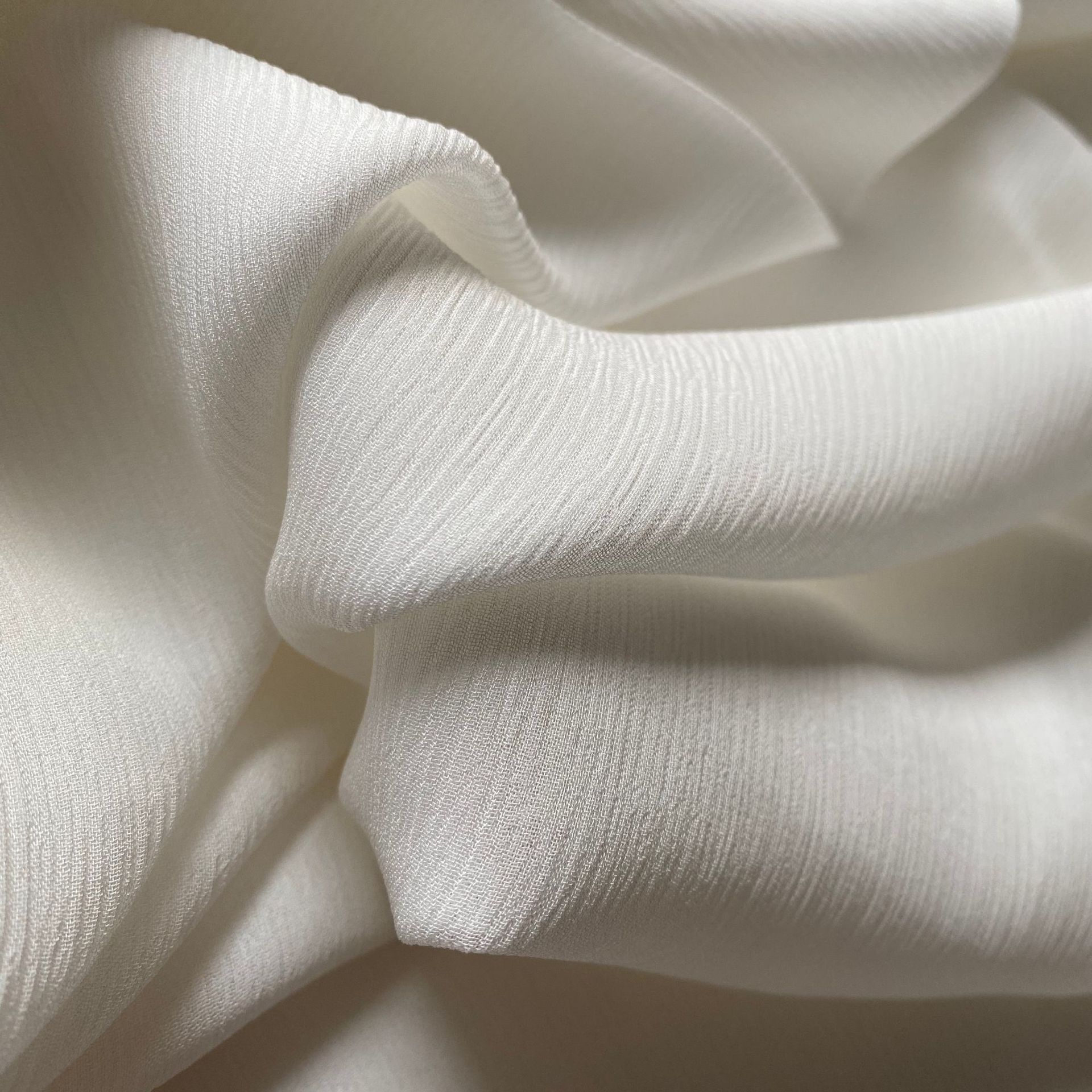 52-3 12mm Mmi Shun Zhou Qiaoqi 140cm door width mulberry silk silk fabric silk factory wholesale