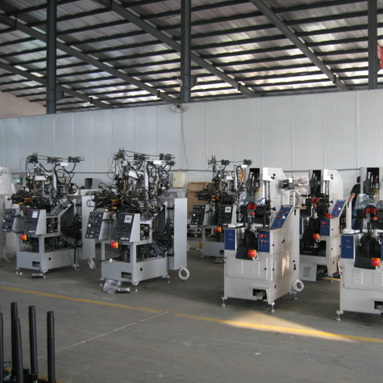 Italian CERIM stretch after help Machine automatic spray glue stretch after help Machine Shoe Machine solenoid valve accessories sales