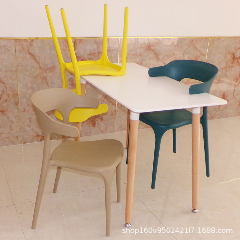 Casual Plastic Horn Chair Plastic Chair Back Chair Home Leisure Chair Office Chair Dining Chair Negotiation Scandinavian Chair