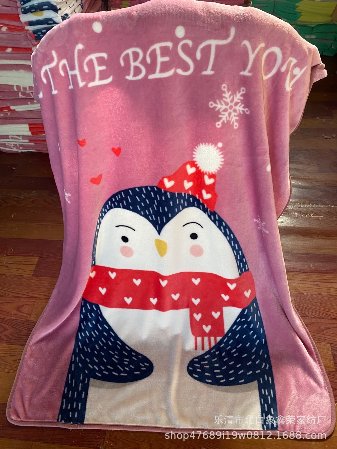 Pet blanket 50*70cm dog blanket KT cat air conditioning blanket coral fleece flannel gift blanket factory wholesale