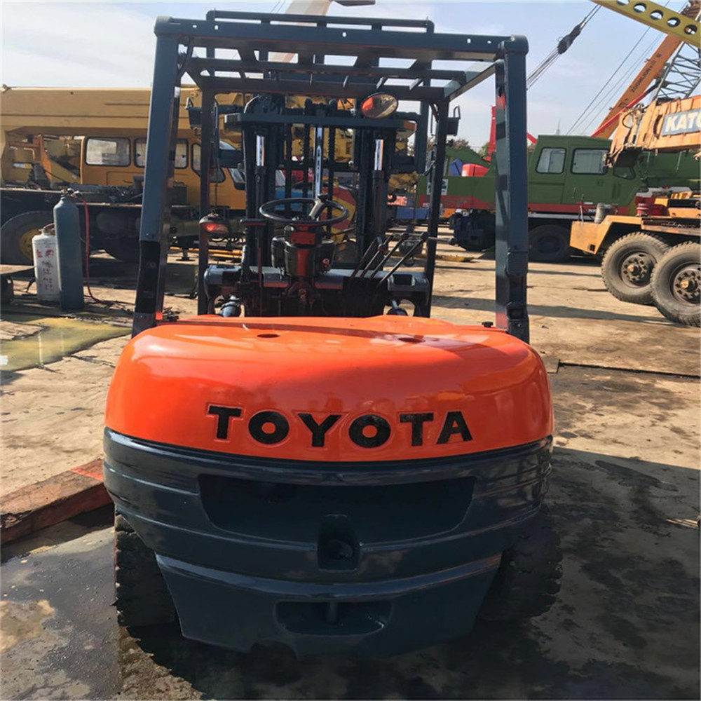 Second-Hand Tcm 30 Tons, 90% New Electric Forklift, Hangzhou, Heli Forklift, Export Export, Free Shipping Nationwide