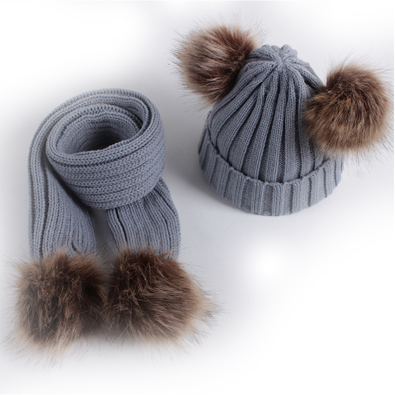 Cross-border supply 2020 Winter new children's hat scarf set imitation raccoon ball double ball baby hat