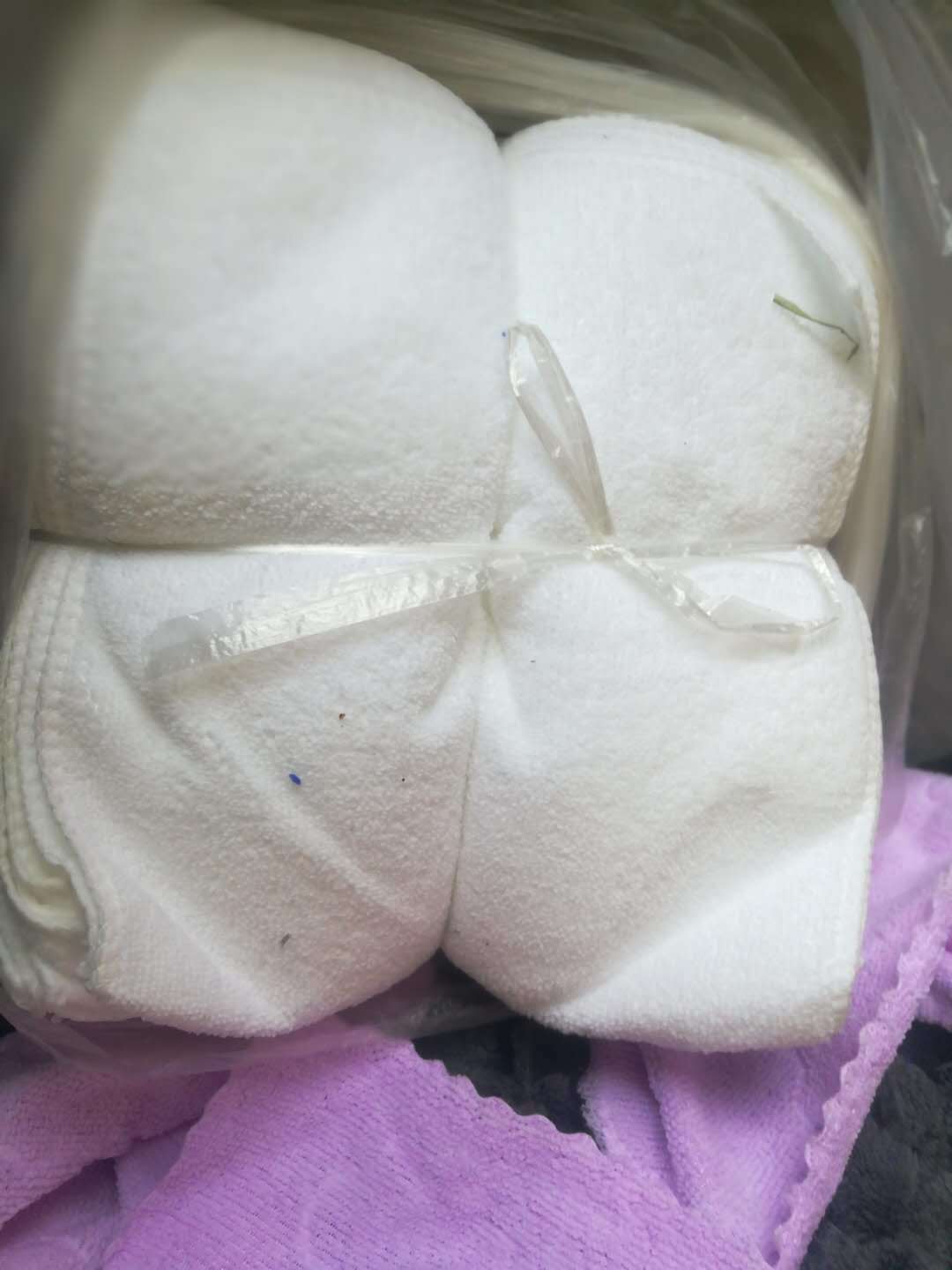 The Manufacturer Supplies Machine Wiping Cloths, Dry Towels, Car Wiping Towels, Water-Absorbing, Oil-Absorbing and Wear-Resistant White Light-Colored Dark Rags All Year Round