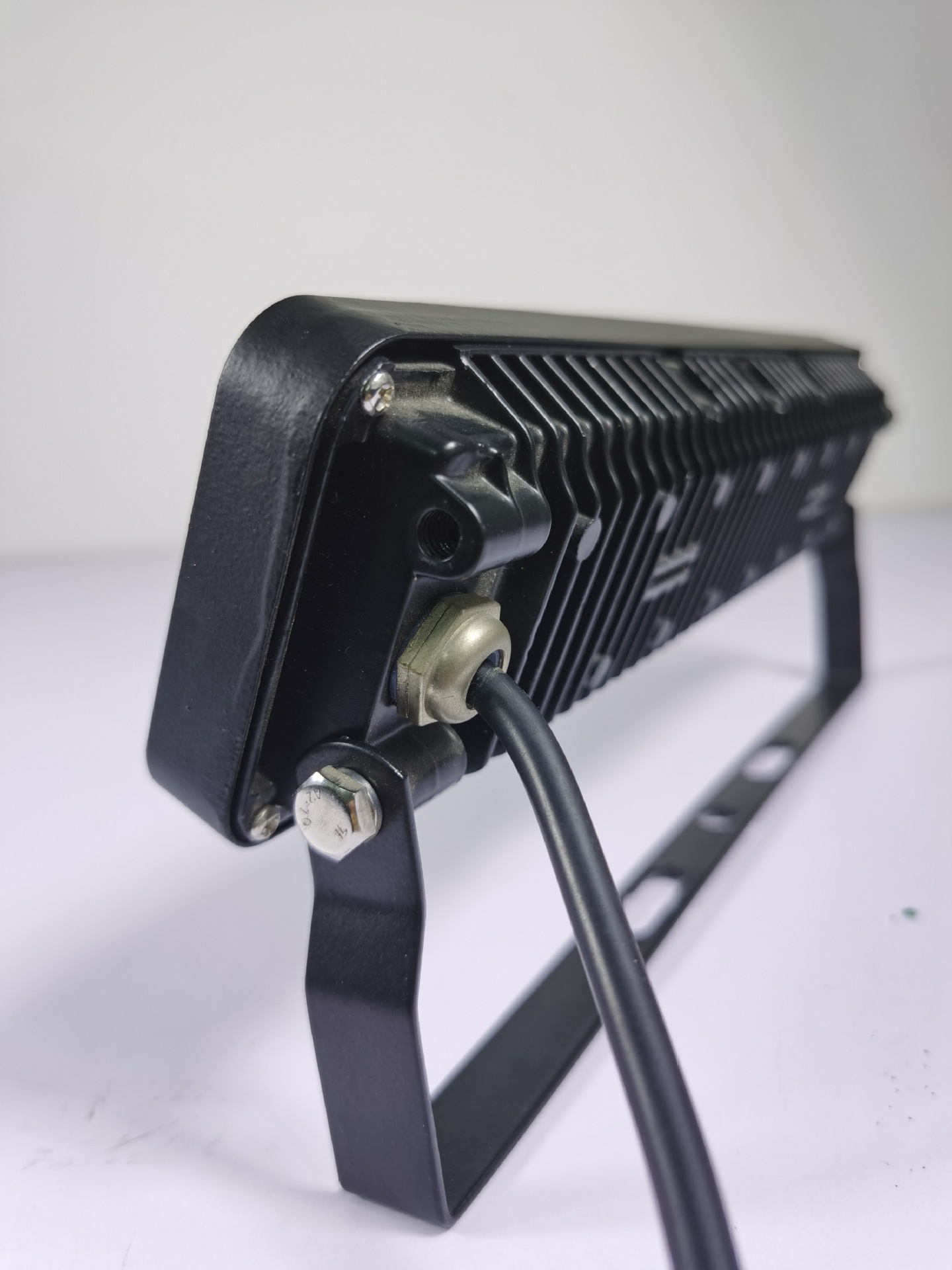 Big-eyed Car LED Work Light, One-line COB 80w Daytime Running Light, Auxiliary Light, Off-road Vehicle Modification Light