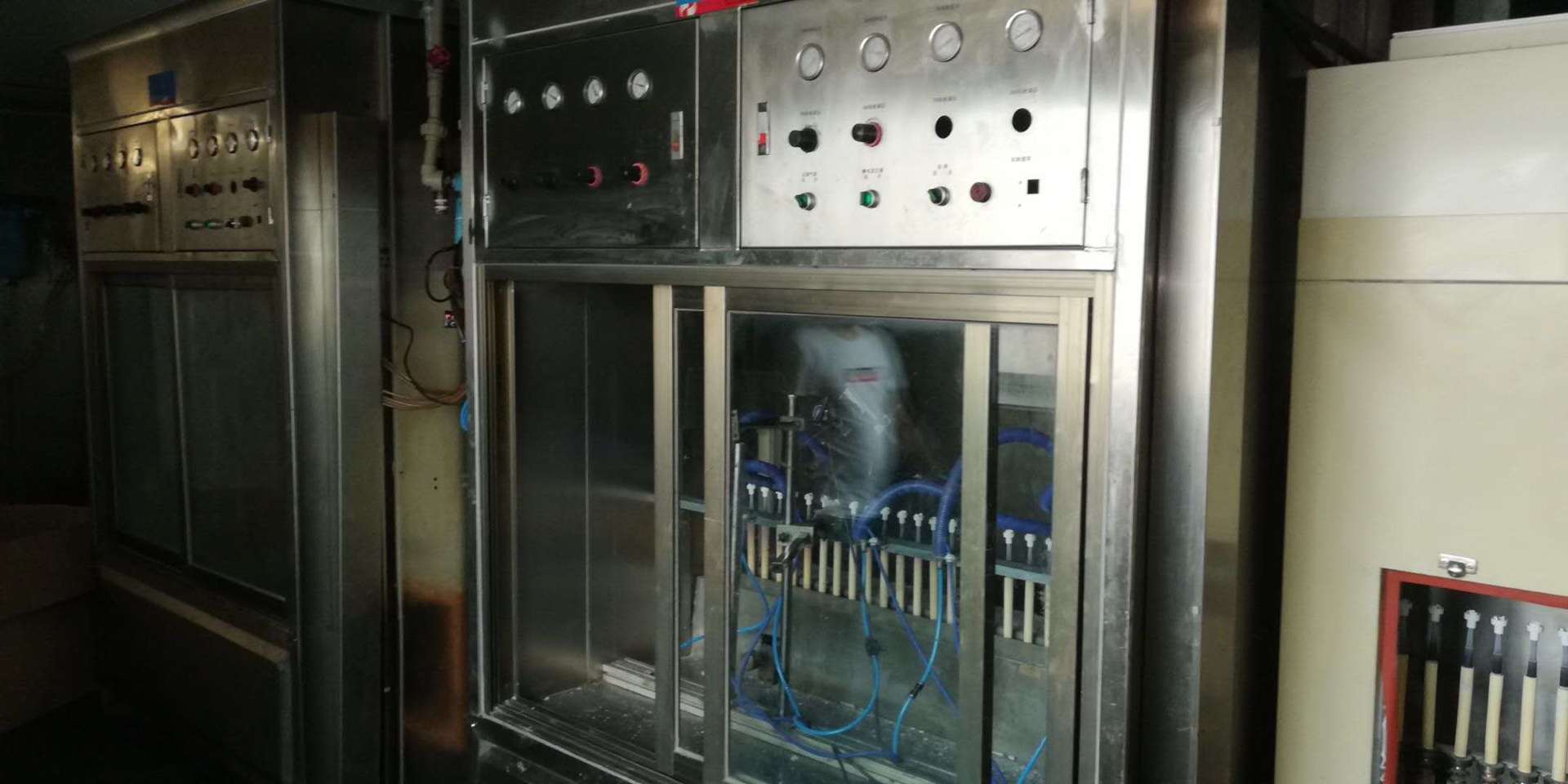 Uv трек линия 200м инжекционная линия дешевая продажа 3 года срок службы линии с удалением пыли и отверждением