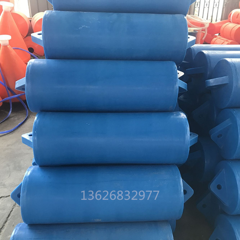 Поставки плавающего понтона 300*1000мм для блокировки сточных вод в реках