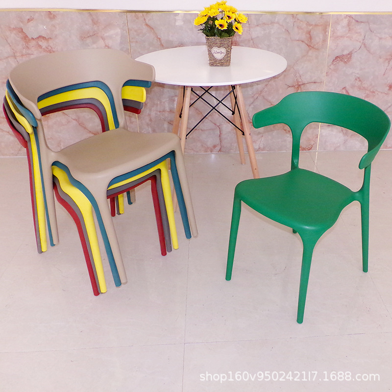 Casual Plastic Horn Chair Plastic Chair Back Chair Home Leisure Chair Office Chair Dining Chair Negotiation Scandinavian Chair