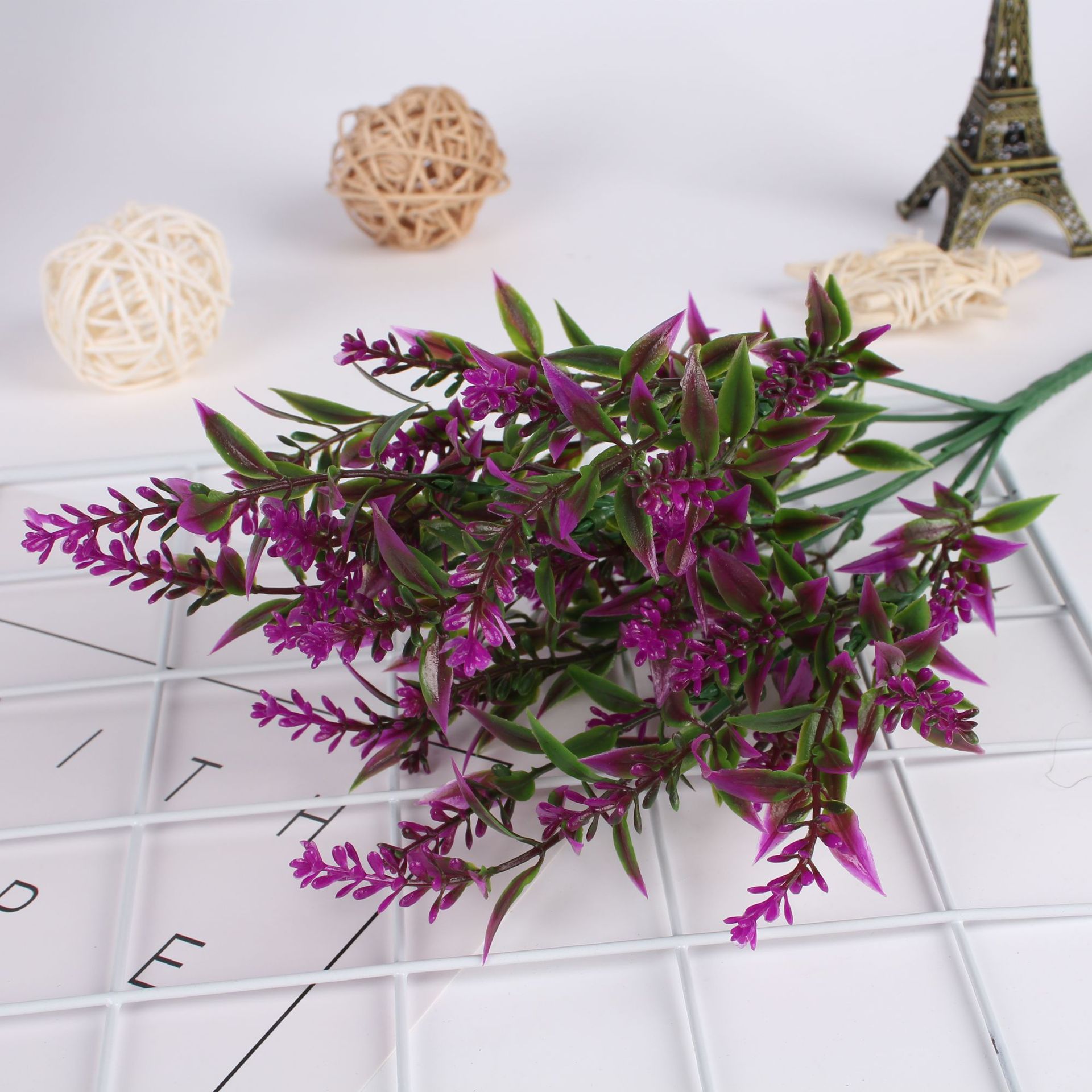 Cross-border hot-selling simulation engineering green plants flowers bouquet simulation plant wall leaf plastic flower 7 plastic bouquet