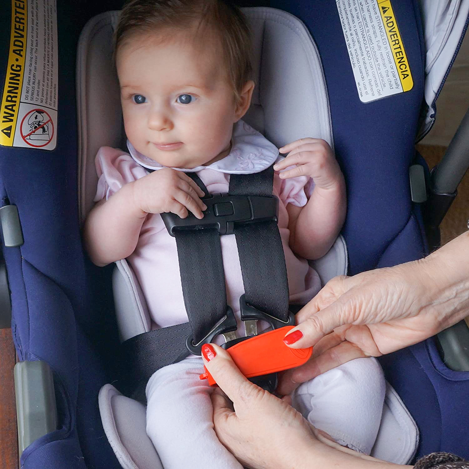 UnbuckleMe car seat buckle release tool safety seat unlock unlocker with Keychain