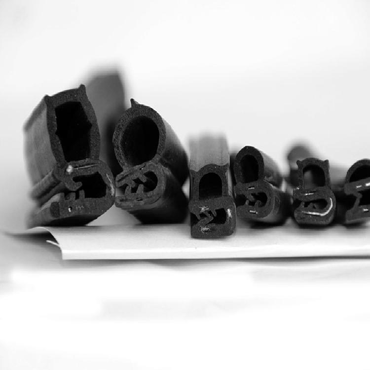 Special side bubble steel strip skeleton bubble rubber strip for electric Cabinet anti-collision and aging-resistant sealing U-shaped car Middle door