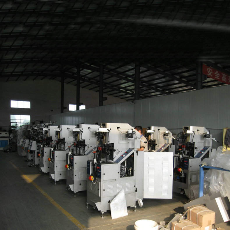 Italian CERIM stretch after help Machine automatic spray glue stretch after help Machine Shoe Machine solenoid valve accessories sales