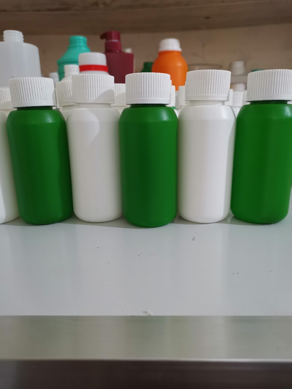 Производство и обработка пластиковых бутылок объемом 100 мл, сельскохозяйственные бутылки, фармацевтические бутылки, химические пластиковые бутылки, бутылки для ополаскивателя