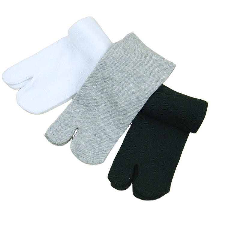 Factory direct two toe socks tube Japanese clogs props hotel bath socks toe socks spot wholesale socks