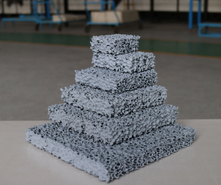 [direct Supply from the Manufacturer] Silicon Carbide Foam Ceramic Sheet, Multi-hole Ceramic High Strength, High Temperature Resistance and Corrosion Resistant Protective Agent