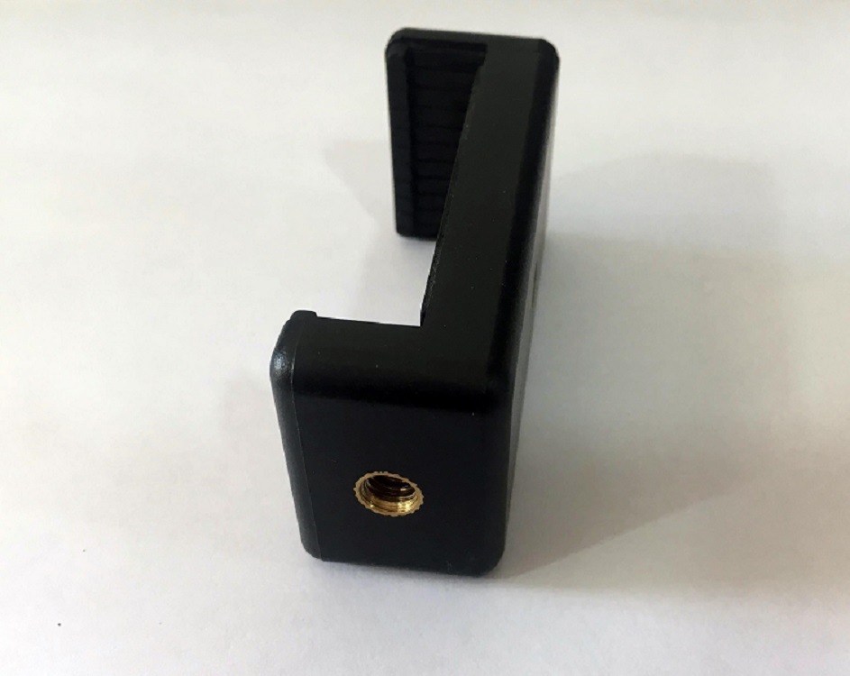 ManufacturEr WholEsalE Spot UnivErsal E-shapEd Clip SElfiE Stick Tripod VidEo LivE Broadcast 1/4 ScrEw CoppEr Turning HolE Clip