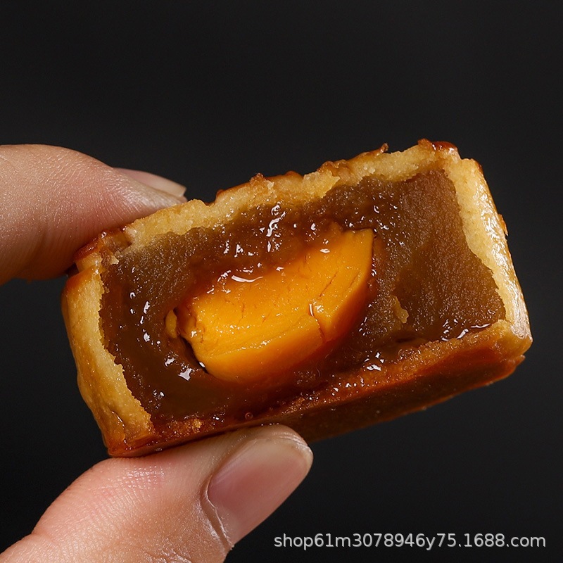 Mid-Autumn Festival Red Bean Paste, Lotus Paste, Egg Yolk, Black Sesame Mooncake, Multi-Flavor Fruit Peach Mountain Skin, Five-Nut Cantonese-Style Large Mooncake