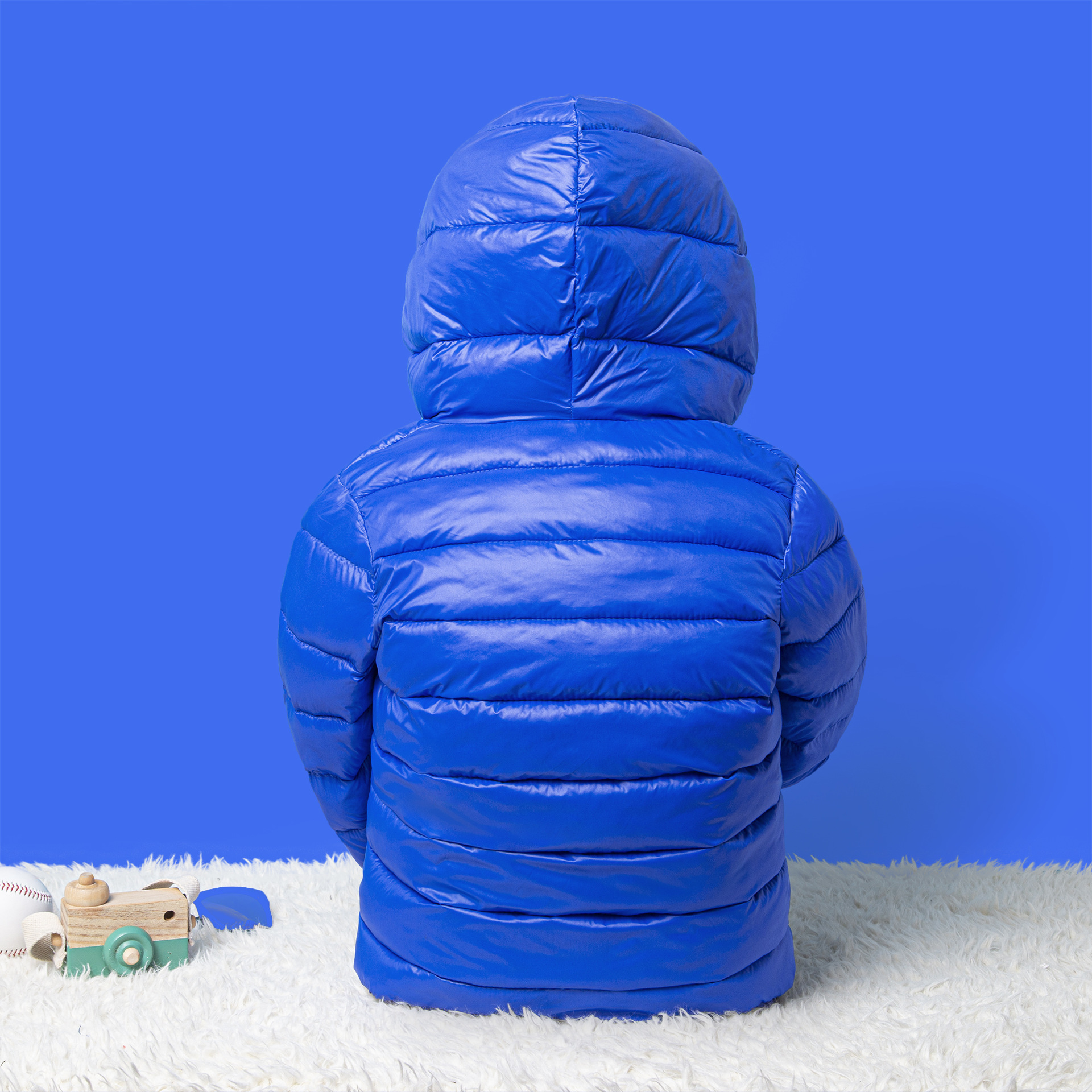 According to the new feather children's down jacket girls' cotton-padded clothes light boys down cotton-padded jacket winter clothes big children's autumn and winter coat