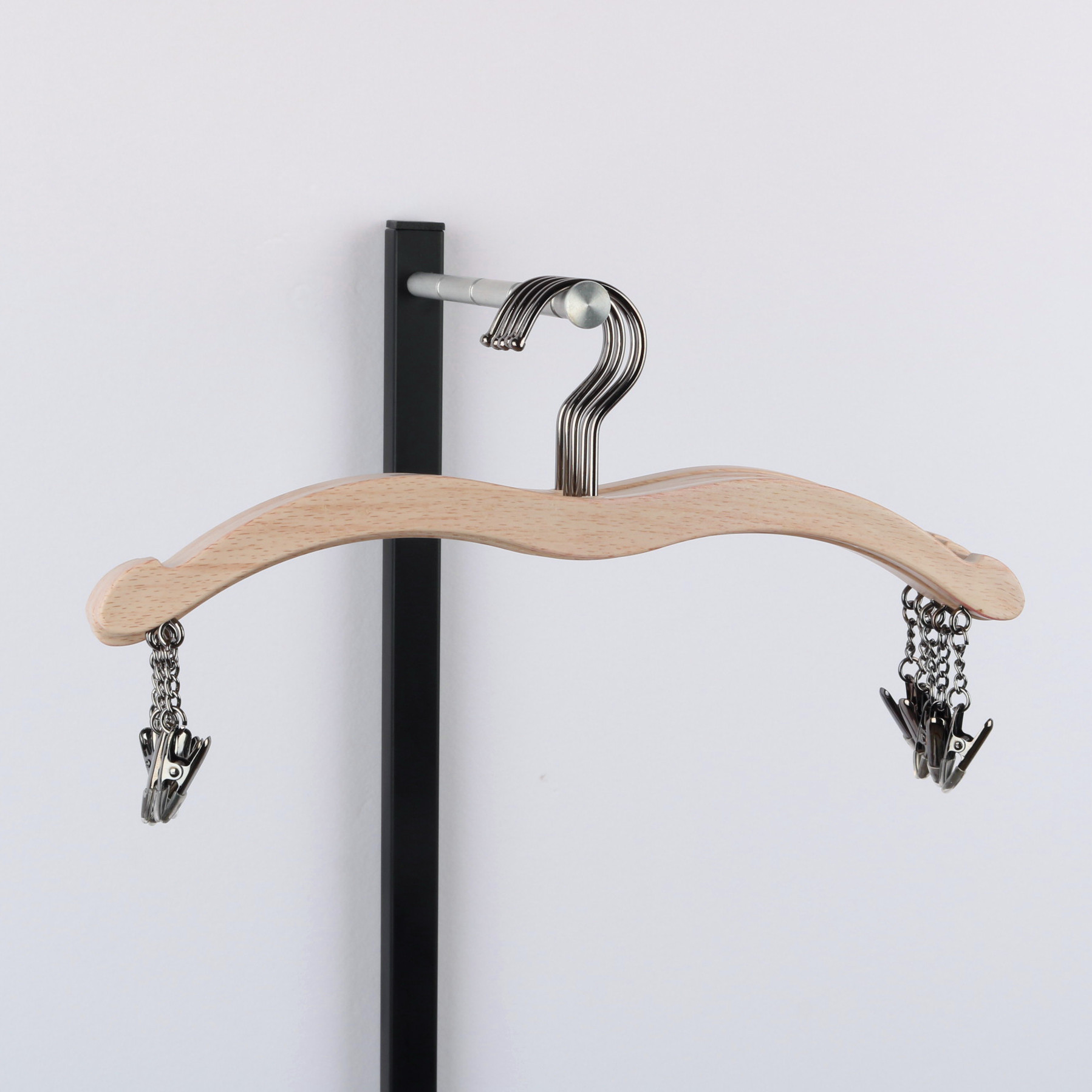 Underwear Rack, Intimates Rack, Plastic Solid Bra Clip, Shopping Mall Intimates Store Hanger with Rubber Cover, Non-Slip Bra Rack Logo