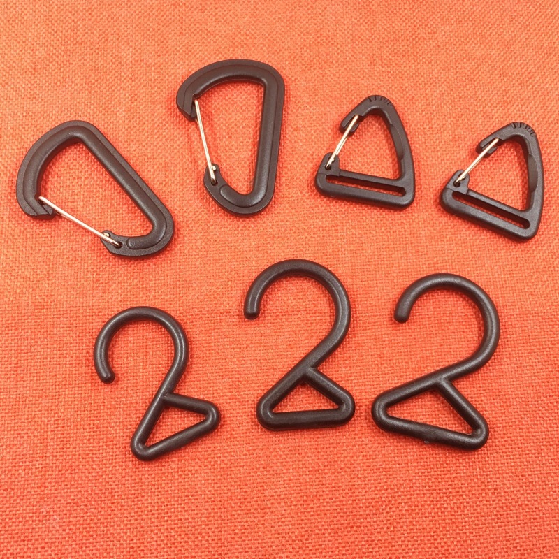 Прямые продажи с завода аксессуары для багажа пластиковый карабин D-образной формы треугольный крючок