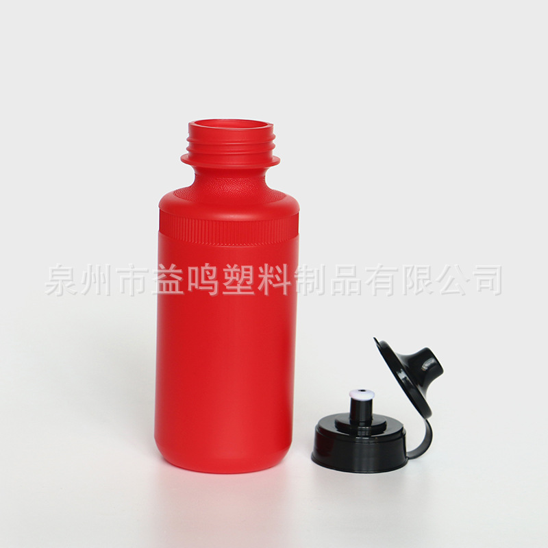 Factory direct 550ml outdoor sports kettle plastic kettle PE kettle student bag kettle can be printed LOGO