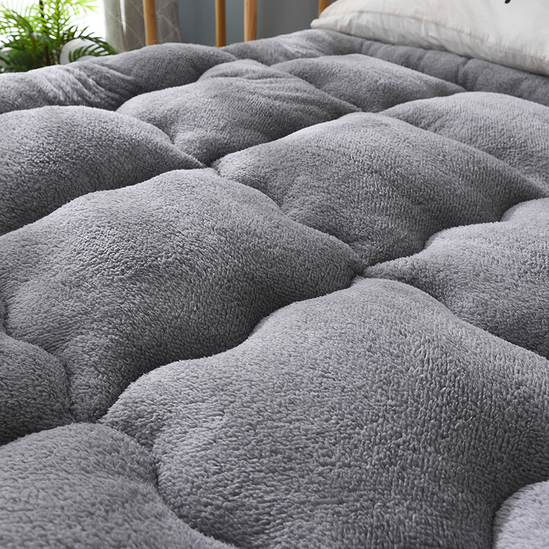 Factory direct autumn and winter warm lamb mattress single double feather silk cotton student dormitory plush bedding soft mattress