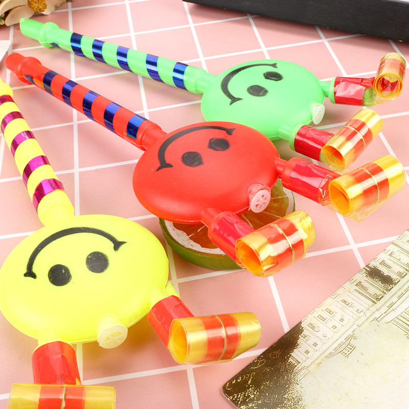 Medium smiley face dragon blowing children's toy whistle blowing kindergarten party activities night market props gift wholesale