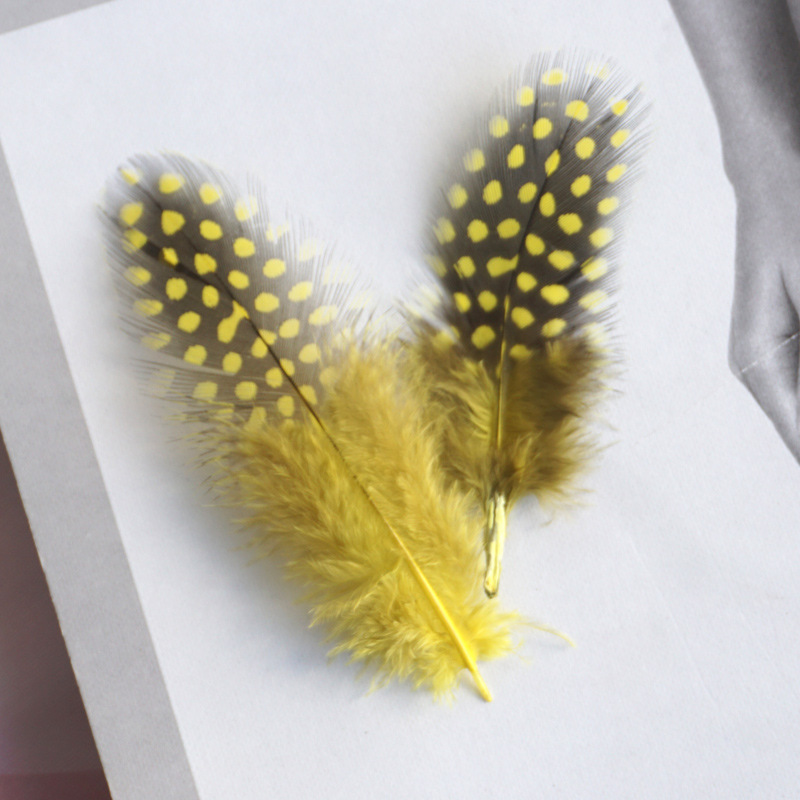 Factory direct pearl chicken feather polka dot feather funny cat stick accessories color wave dot pheasant feather handmade decorative materials