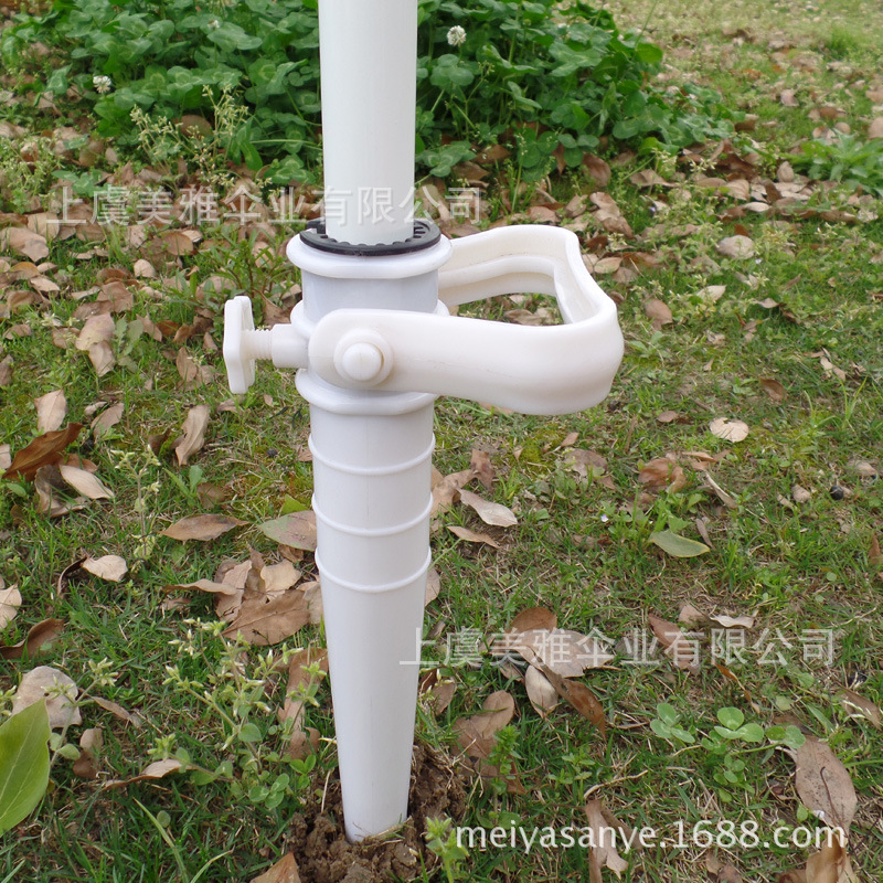 Zhejiang manufacturers wholesale multi-color beach umbrella umbrella holder spiral plastic umbrella insert portable mini beach umbrella insert