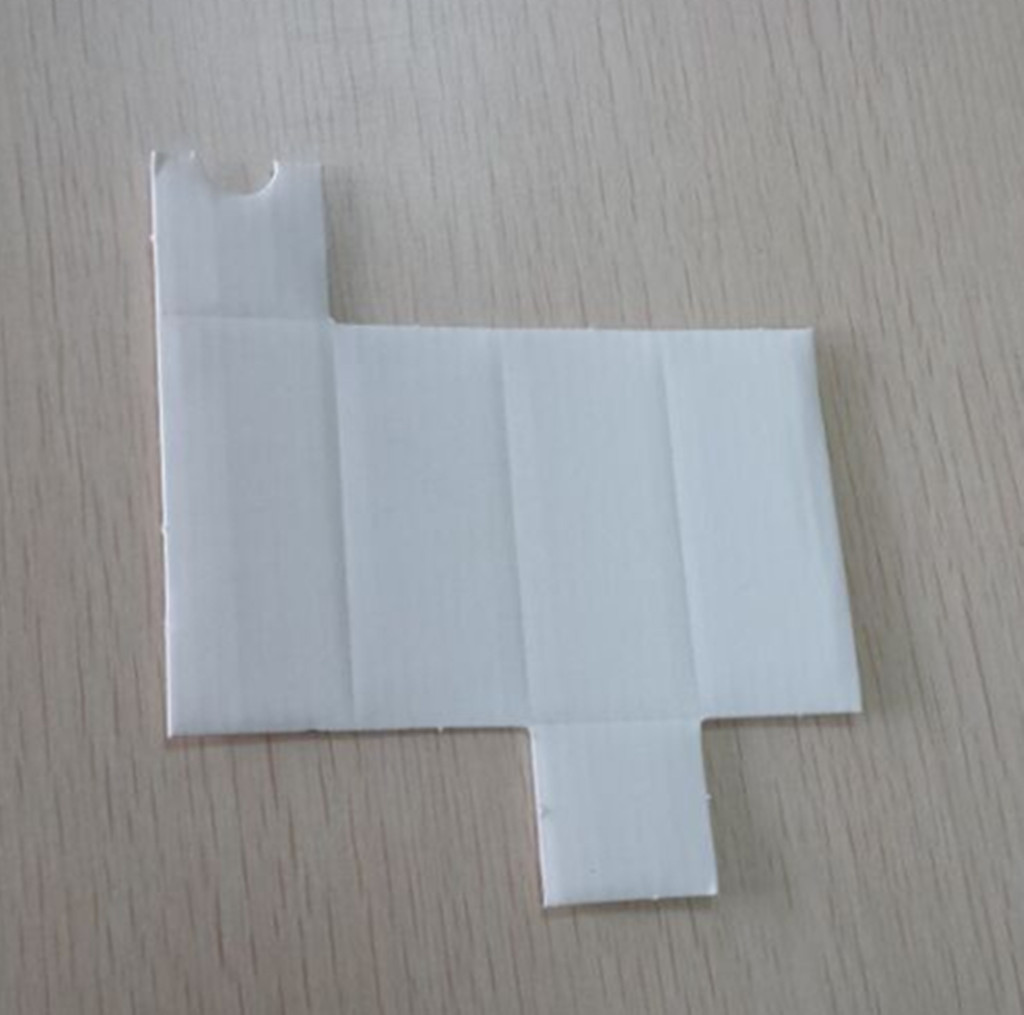 Косметическая подложка, белая гофрированная бумага, три слоя, 80г100г