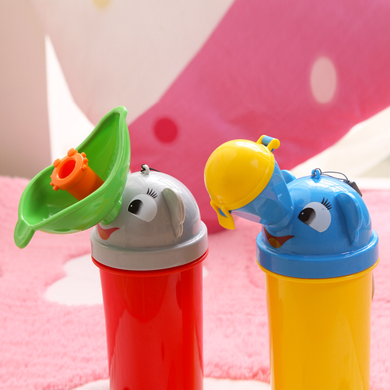 Children's car portable urinal baby urinal car baby boys and girls leak-proof urinal toilet