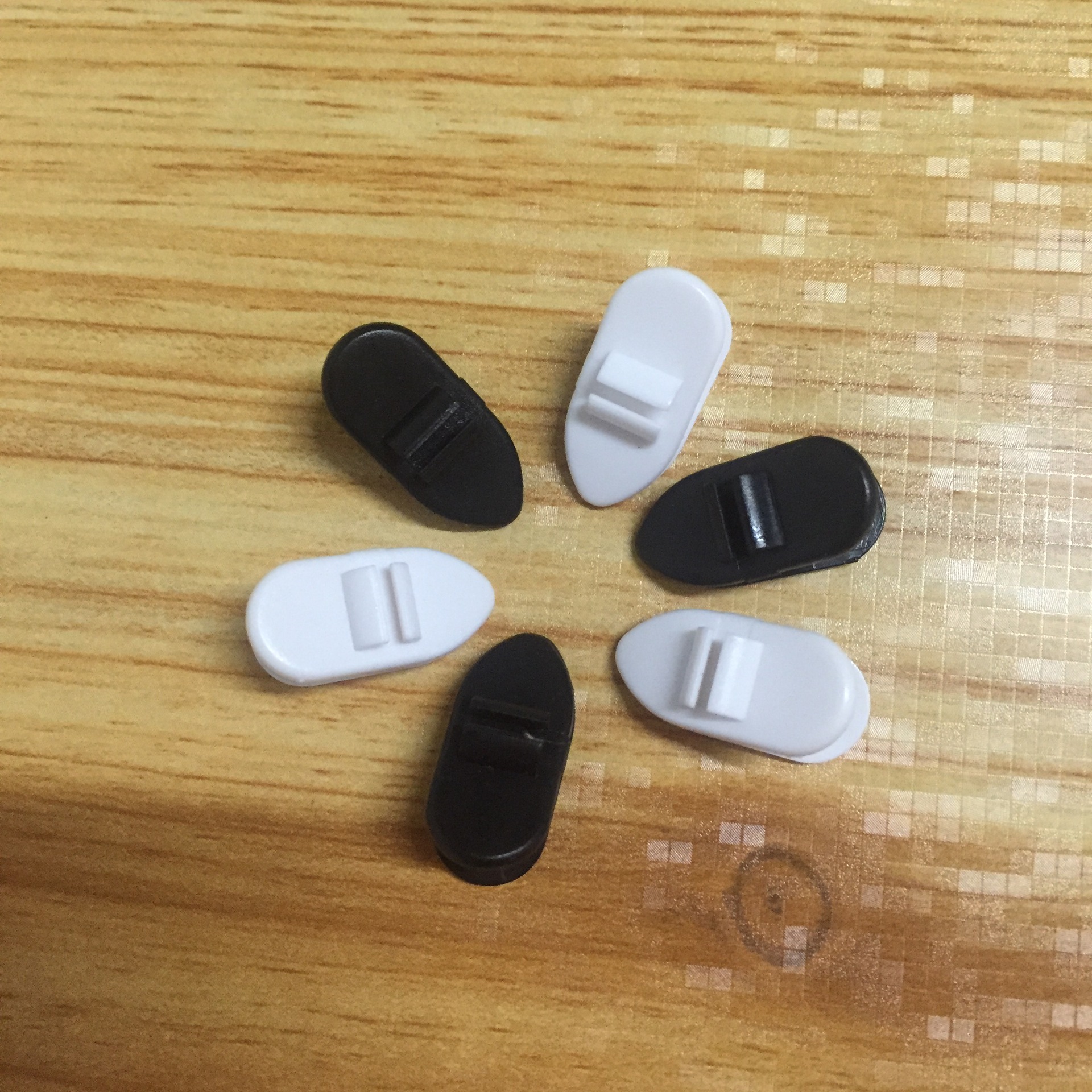 Зажим для кабеля наушников, пластиковый, маленький, черный и белый на выбор