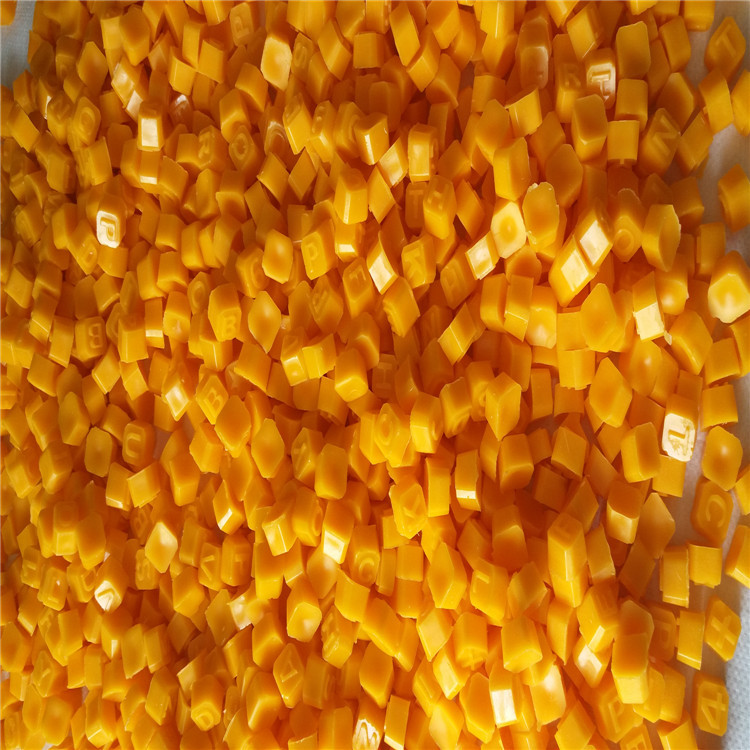 The Manufacturer Supplies Small Pieces of Beeswax Wax Blocks, about 50 Grams of Over-The-Line Wax, Diamond-Cut Wax, Cross-Stitch Wax, Jewelry Wax, Leather Wax