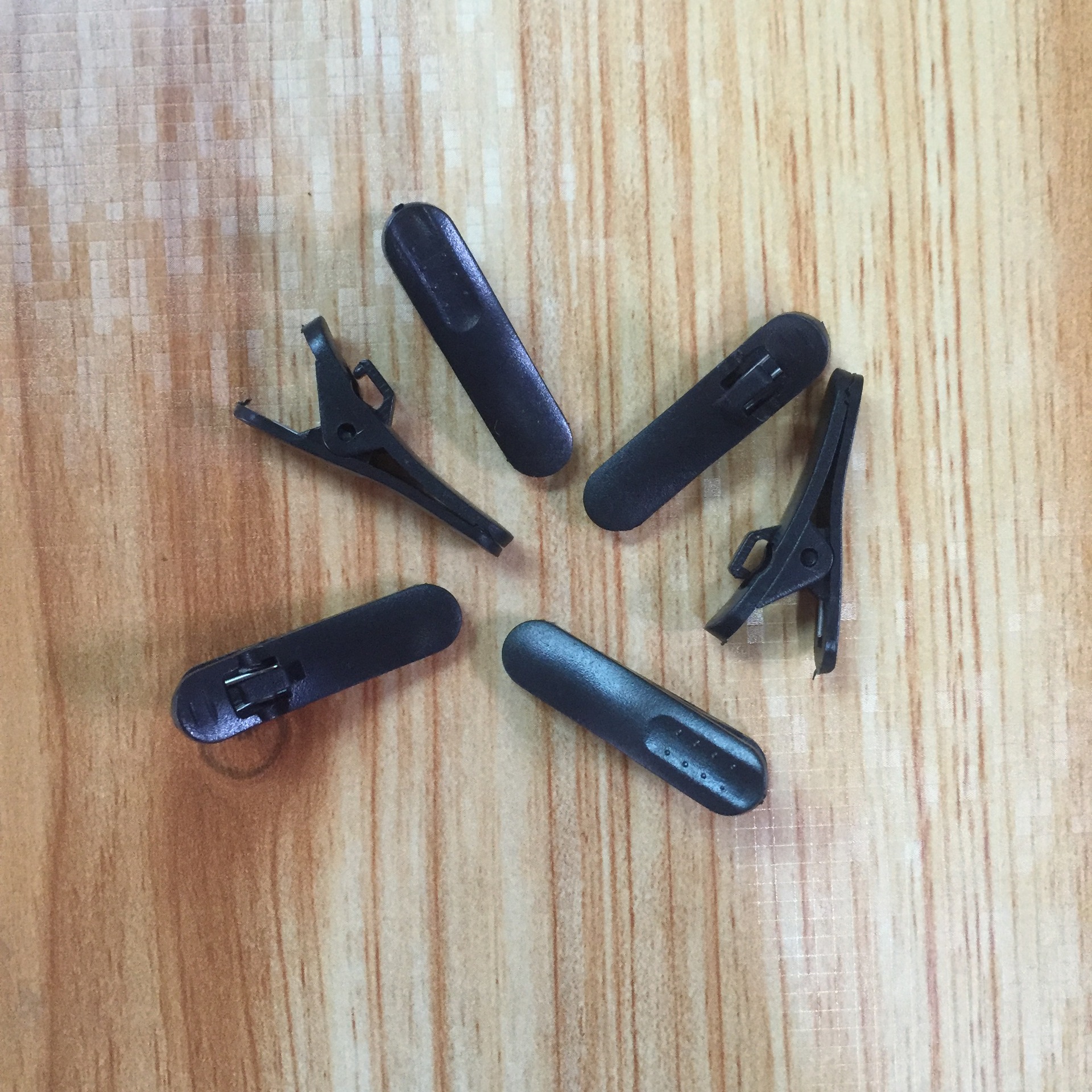 Headset cable clip plastic clip small clip headset accessories black and white optional