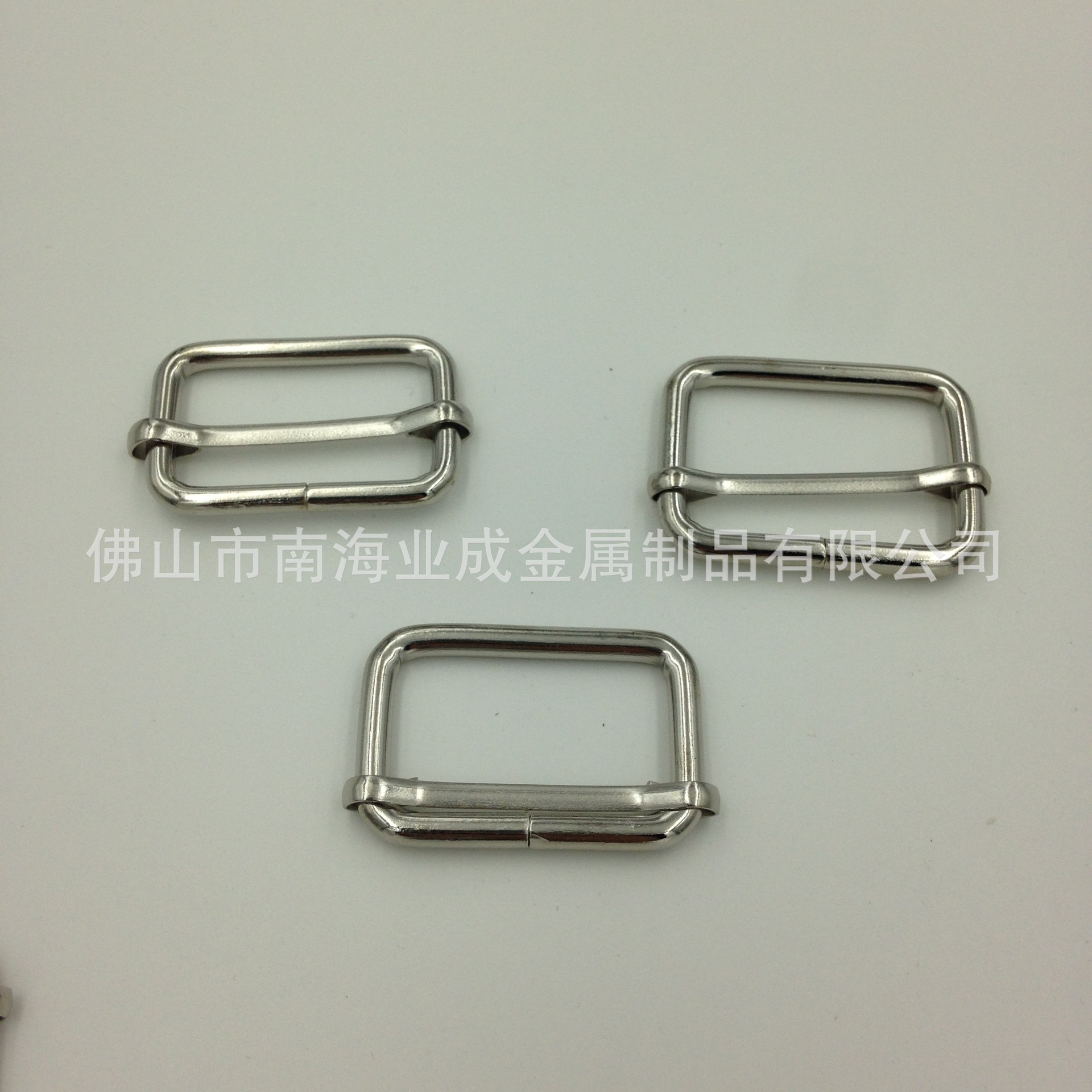 Yecheng Metal Iron Wire Buckle Pull Heart Buckle Three-Speed Buckle Japanese Buckle Electrophoresis Black Gold Luggage Hardware Accessories