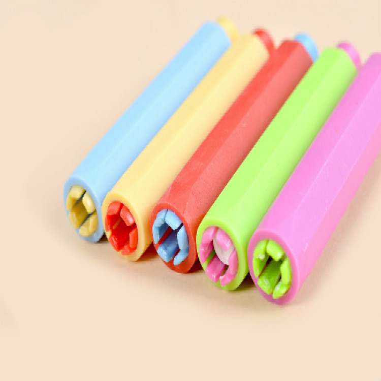 Teacher Xin environmental protection PP new material chalk set plastic chalk holder office culture and education best-selling stationery