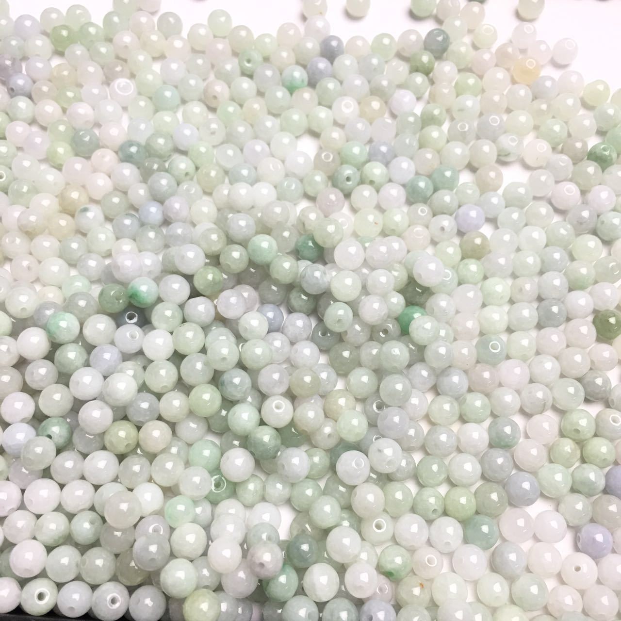 Factory wholesale Myanmar Jade Jadeite a waxy loose bead diy Jade scrap grinding 5m round bead jewelry