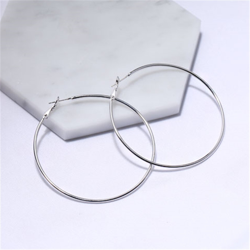 European and American Cross-Border Large Hoop Earrings, Simple and Personalized, Exaggerated Earrings, Women's Fashionable Large Hoop Non-Pierced Ear Clips Wholesale