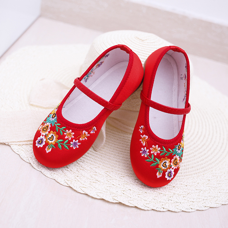 Children's embroidered shoes ancient costume performance shoes girls Chinese clothing shoes antique cheongsam shoes Chinese style old Beijing ancient costume cloth shoes
