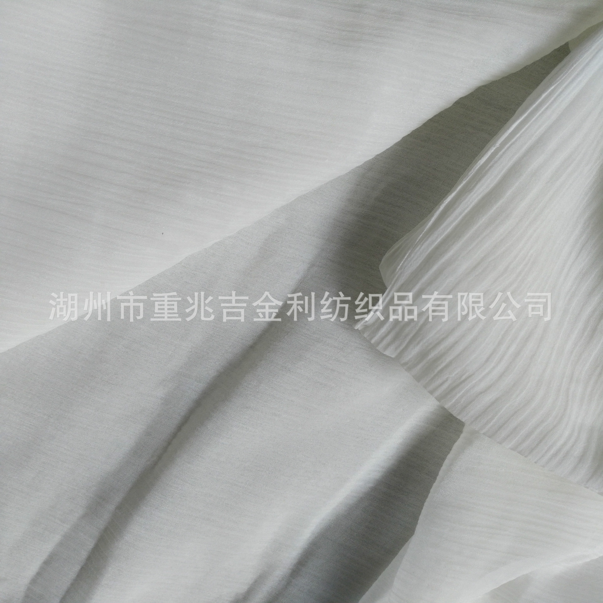 Silk Blended Fabric Wholesale Mulberry Silk New Silk Scarf Clothing Fabric 11mm Silk Cotton Smooth Crepe