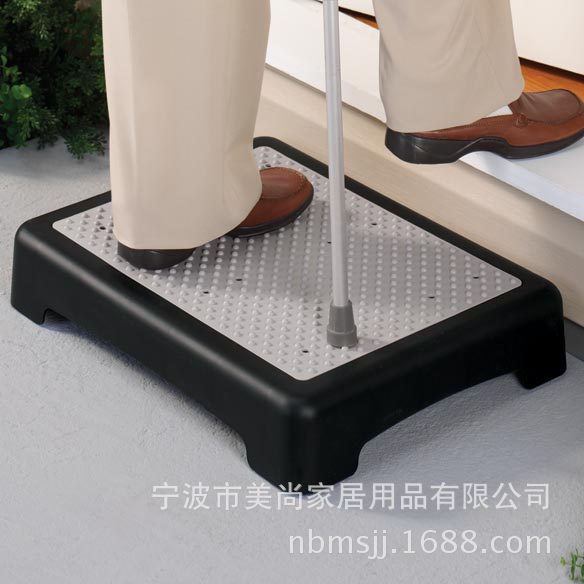 Anti-slip outdoor step ladder auxiliary half-step ladder for the elderly can be stacked plastic outdoor half-step ladder