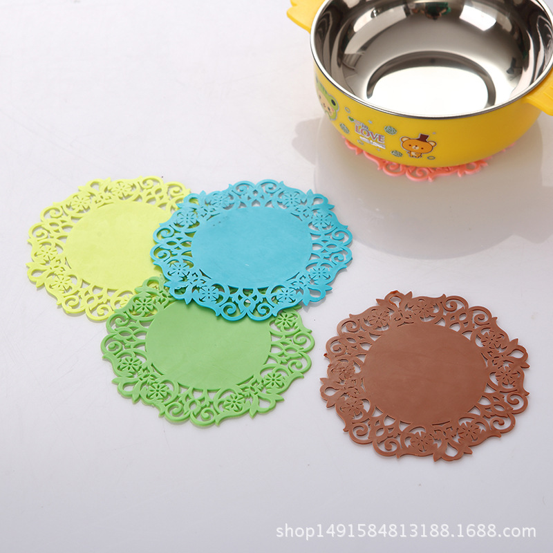 Gift creative hollow silicone flower-shaped non-slip waterproof heat insulation tea cup mat pot mat factory direct sales