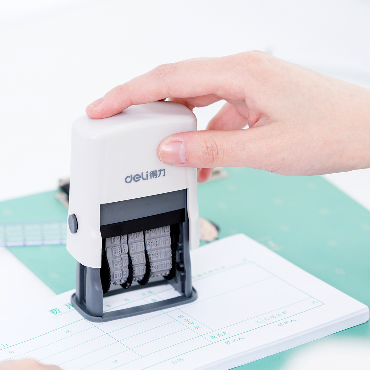 Deli Date Stamp 79952 Flip Automatic Ink Return Chinese Year Month Day Adjustable Date Printing Coding Machine 65mm