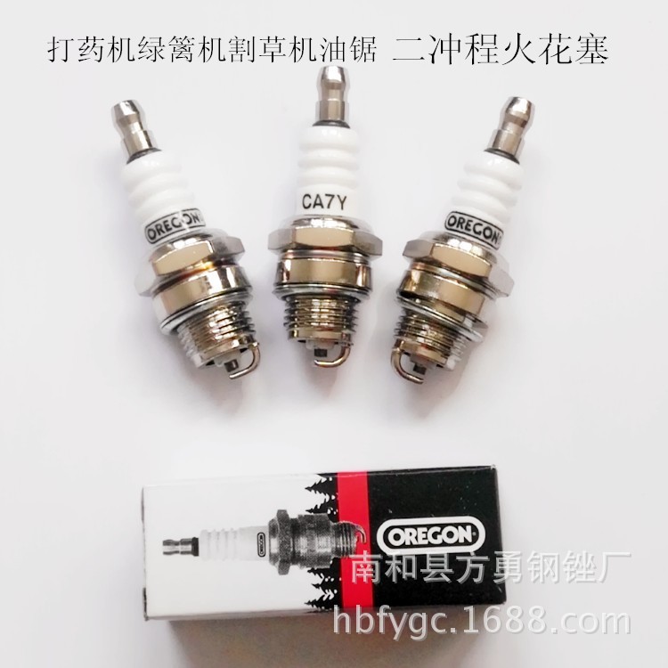 Свеча зажигания Olligan для маленькой бензопилы Lightning M7