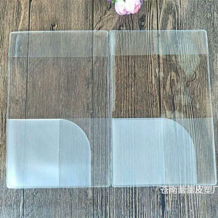 Factory Direct Supply Pvc Passport Cover Waterproof and Scratch-Proof Thickeneded Transparent Frosted Multi-Card Slot Passport Protective Cover Logo