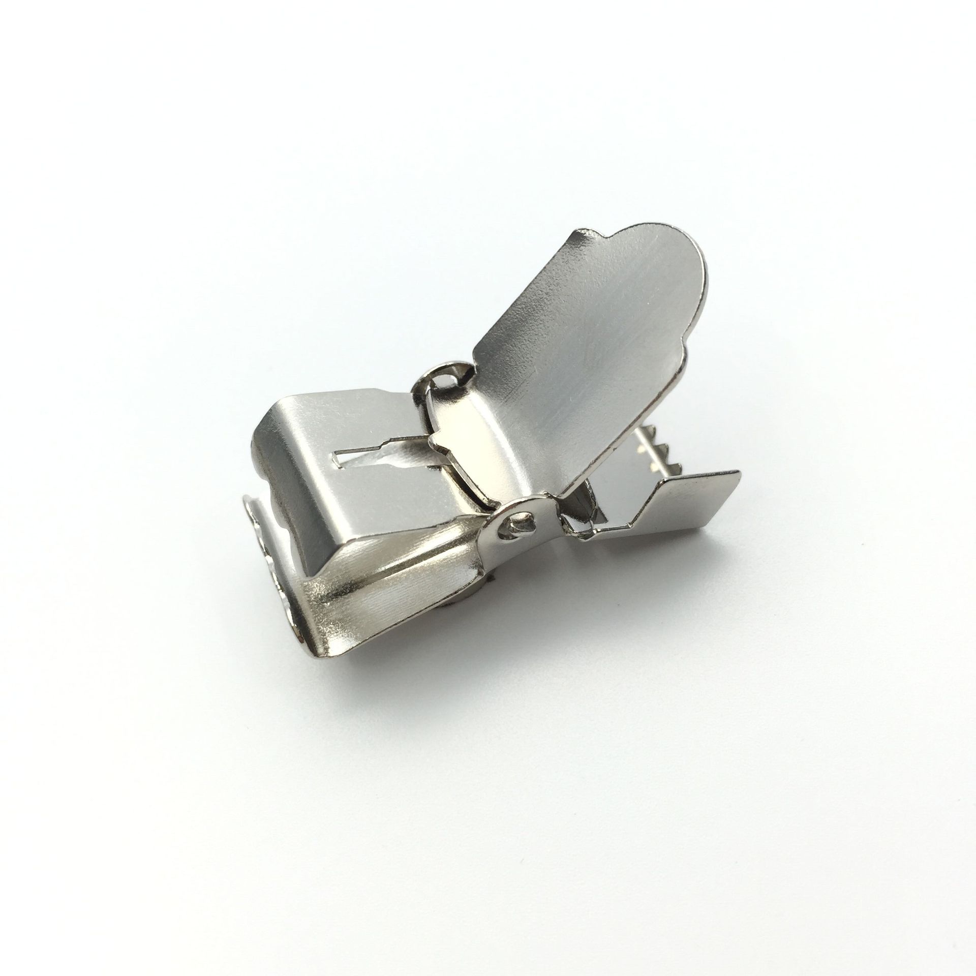 Foshan Hardware Manufacturer Direct Sales New 15mm Iron Rope with Clip Duckbill Buckle Iron Bed Sheets Fixing Clip